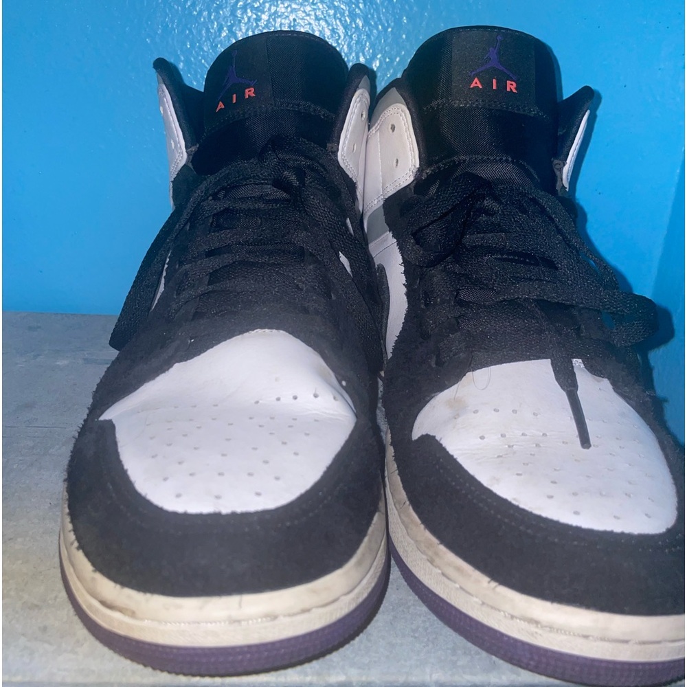 Jordon 1 high purple grey black shoes
